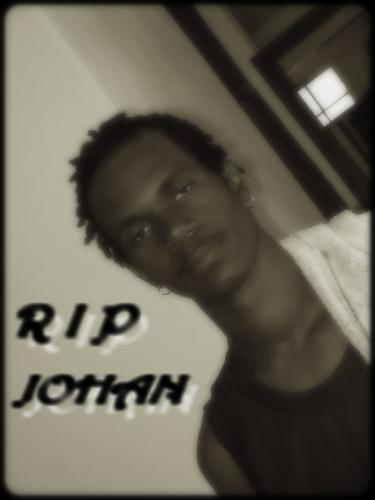 .:*�*:. R.I.P PAPILLON .:*�*:.