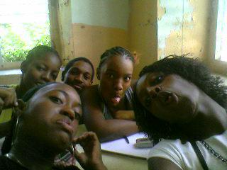 dlir en plein cour lol !!!